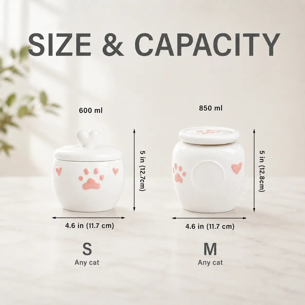 Photo window cat urn size chart: S 600 ml and M 850 ml, both 4.6 in (11.7 cm) wide and 5 in (12.7 cm) tall