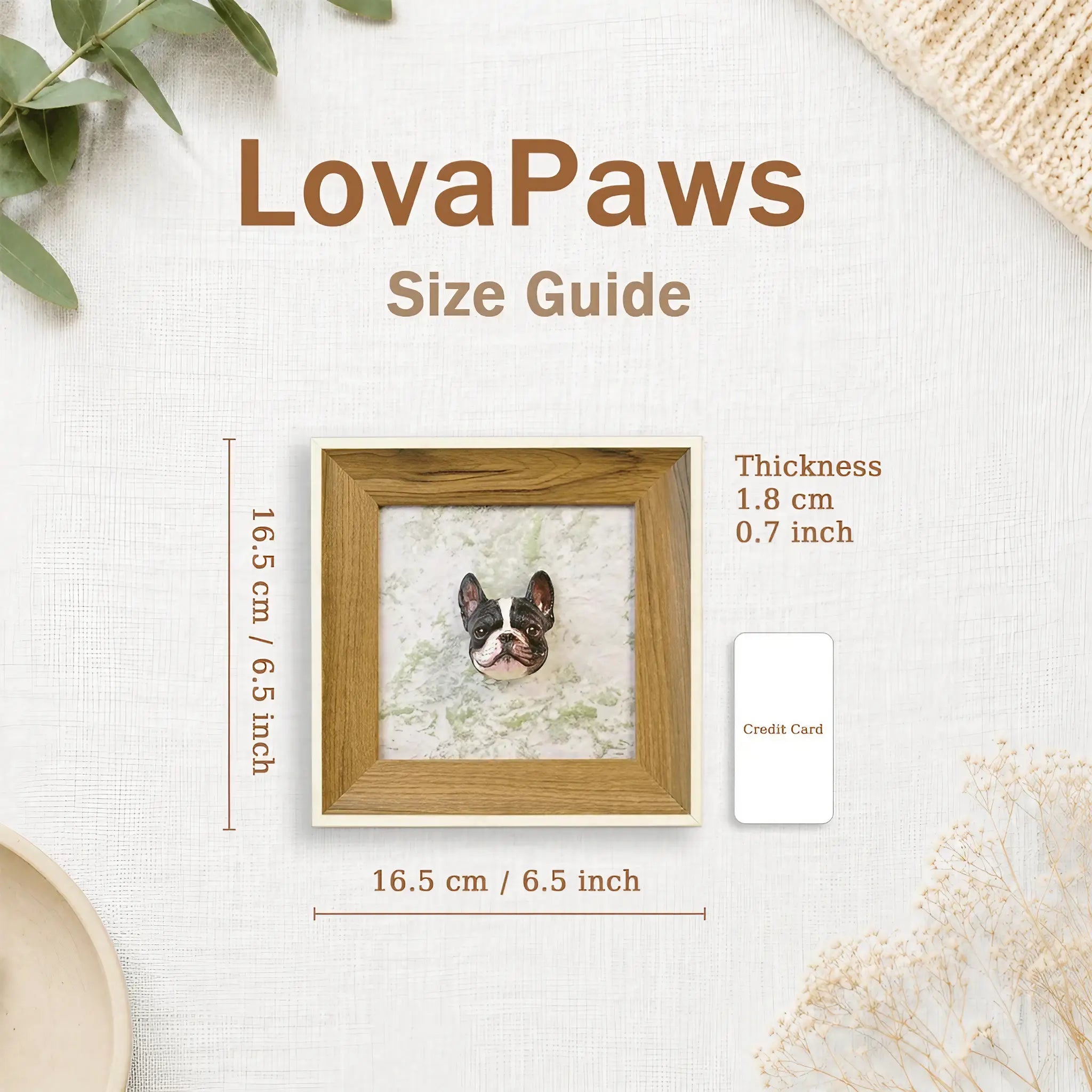 Size guide showing the 3D pet portrait frame at 16.5cm by 16.5cm, 6.5 inches square, next to a credit card